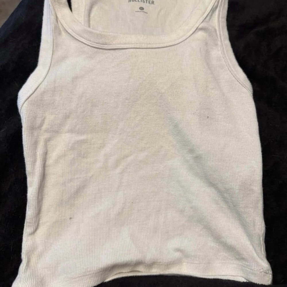 Hollister White Ribbed Tee